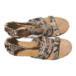 Stylish Snake Print Sandals